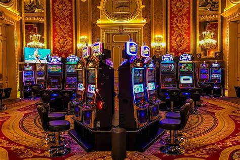 Games in Casino de Monte.
